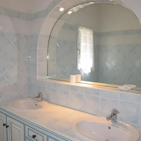 La Pinede Les Issambres Golf De Saint Tropez - Vue Panoramique De La Piscine Villa *